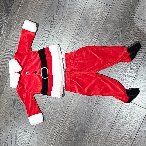 Baby Santa outfit 6mths - Picture 1 of 1